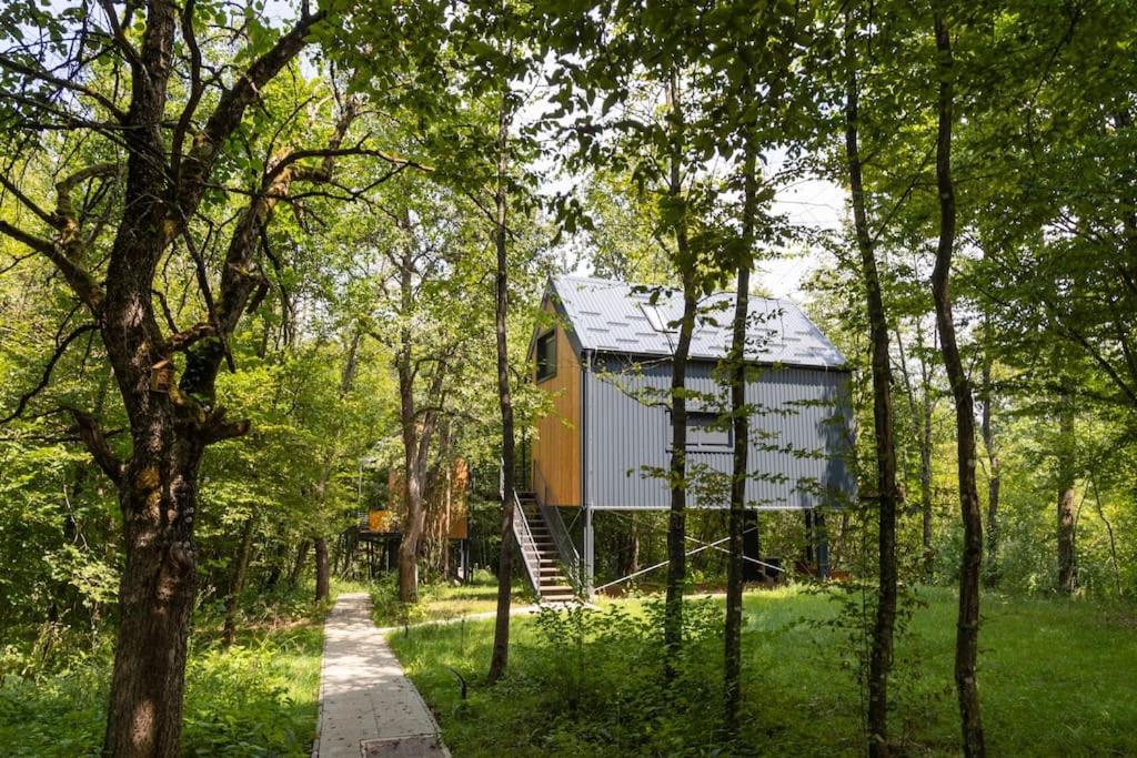 Apartamento Tree Elements Treehouse Retreat Slunj Exterior foto